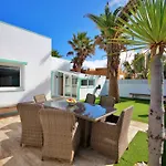Viento House Villa *