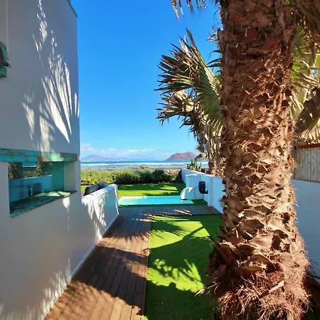 Вилла Viento House Коральео