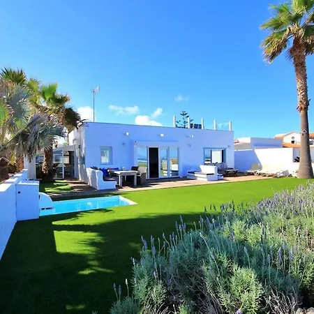 Вилла Viento House Коральео