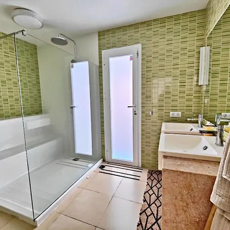 Viento House فيلة كوراليهو