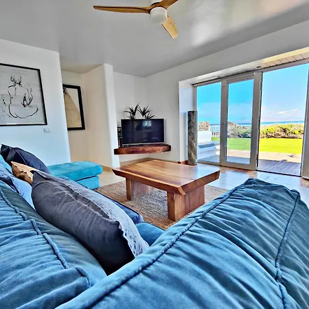 Viento House فيلة كوراليهو